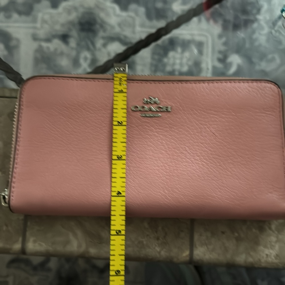 Coach Wallet - Picture 8 of 9